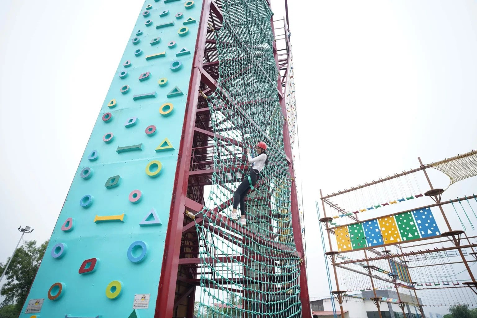 Commando Net at Elevate Adventure Park, Gurugram